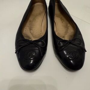 CHANEL Black Leather flats